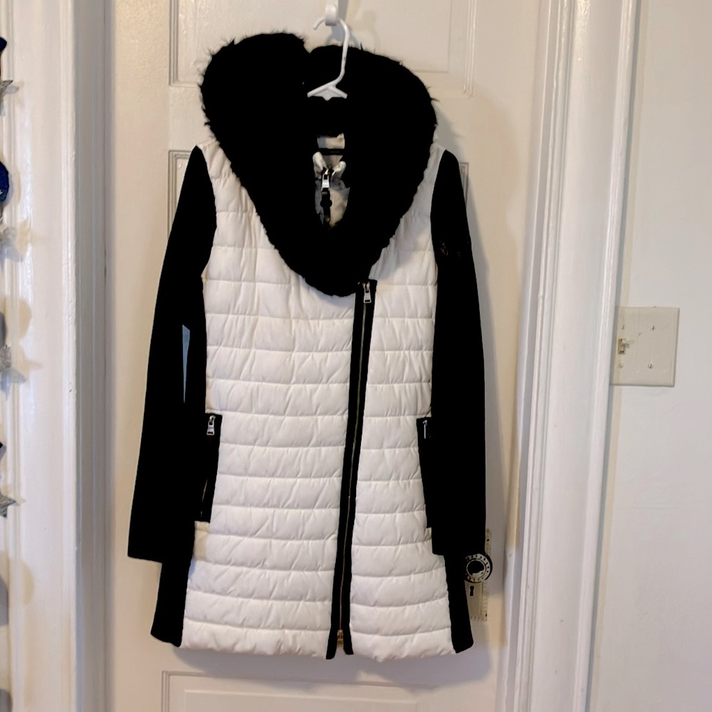 Calvin Klein Performance winter Coat. Large In great condition.